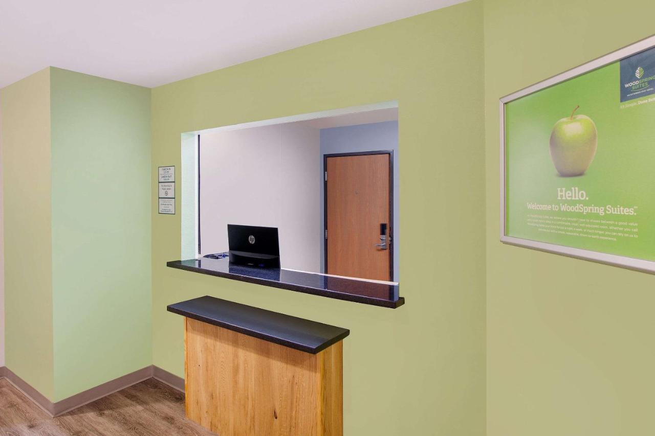 Woodspring Suites ฮาร์ลิงเจน ภายนอก รูปภาพ
